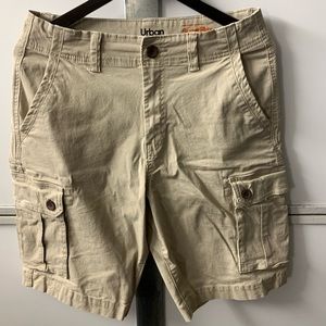 Mens Cargo Shorts size 32